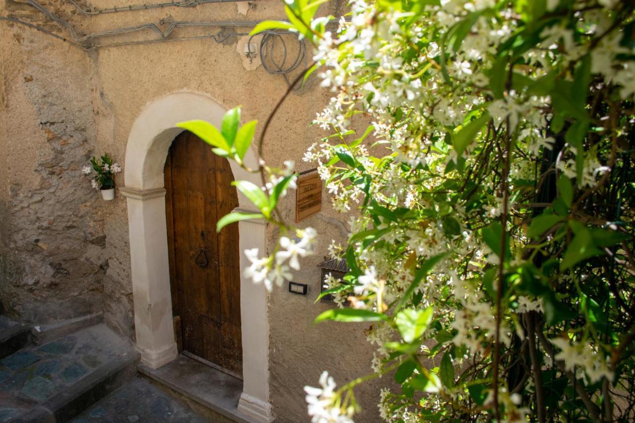 Palazzo Del Diplomatico Villa Belmonte Calabro Eksteriør bilde